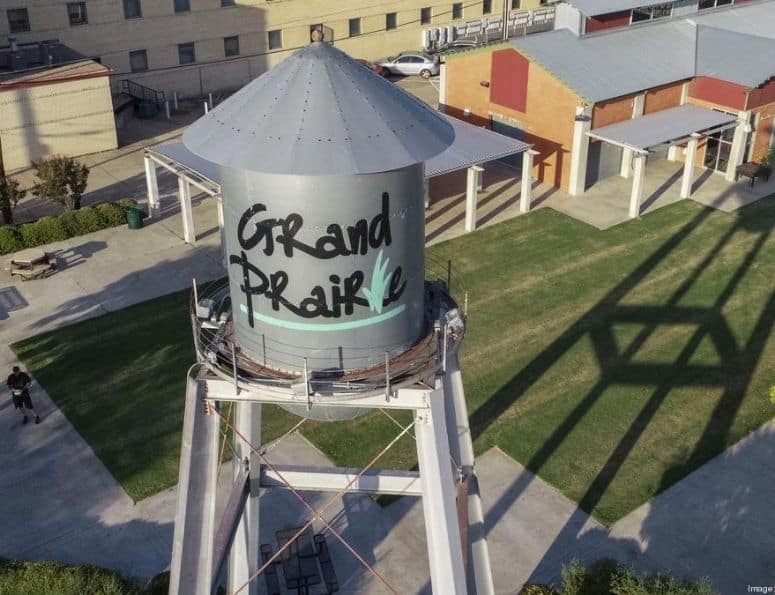 Water tower in Grand Prairie, Texas